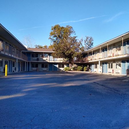 Amerivu Inn Wilmington Exterior photo